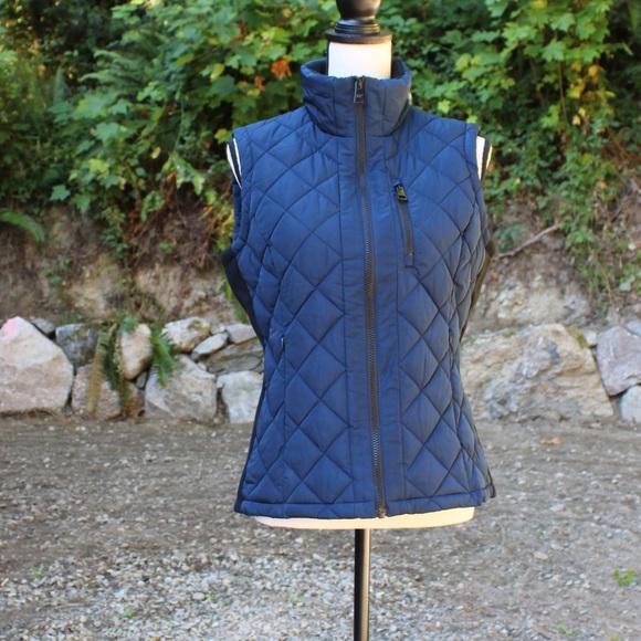 Andrew Marc Jackets & Blazers - 3/$10 Andrew Marc Blue Vest